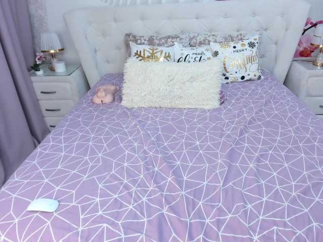 HottieSweetBritney's BongaCams show and profile