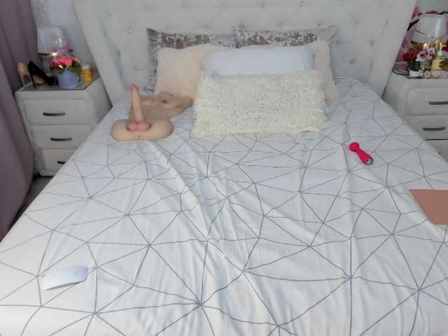 HottieSweetBritney's BongaCams show and profile