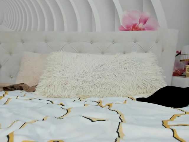 HottieBritney webcam