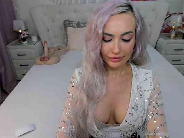 HottieSweetBritney webcam