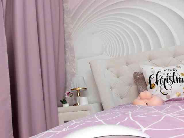 HottieSweetBritney webcam