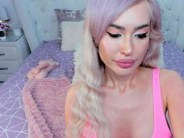 HottieSweetBritney webcam