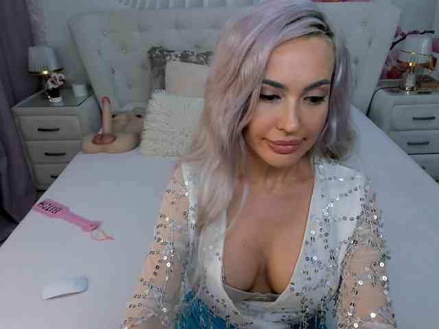 HottieSweetBritney webcam