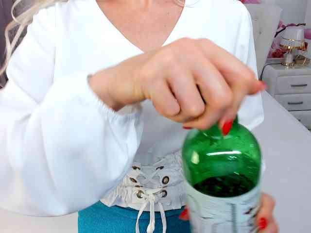 HottieBritney webcam