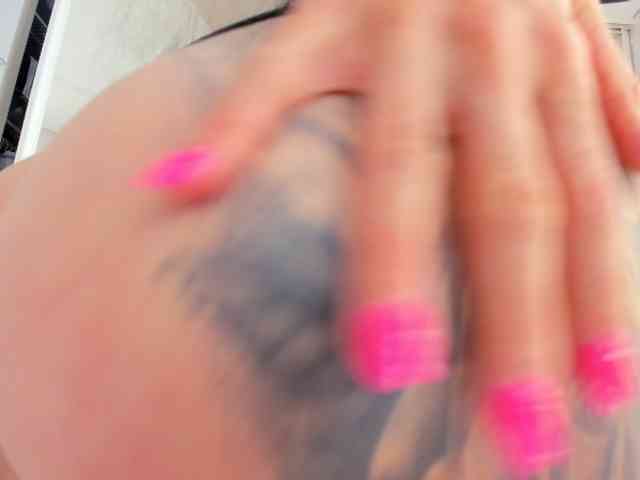 HottieSweetBritney webcam
