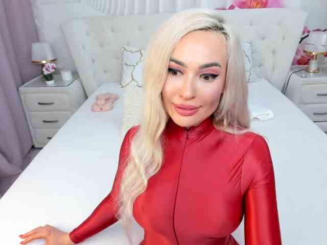 HottieSweetBritney webcam