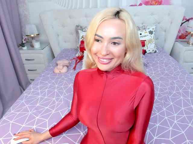 HottieSweetBritney webcam