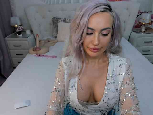 HottieSweetBritney webcam