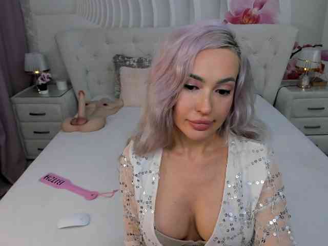 HottieSweetBritney webcam