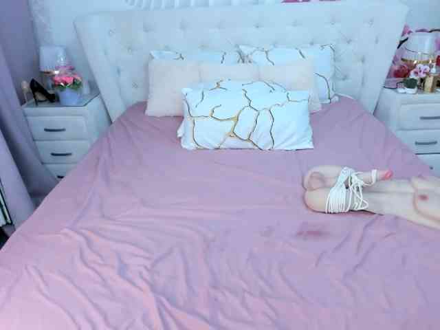 RhaenyraTargaryen webcam