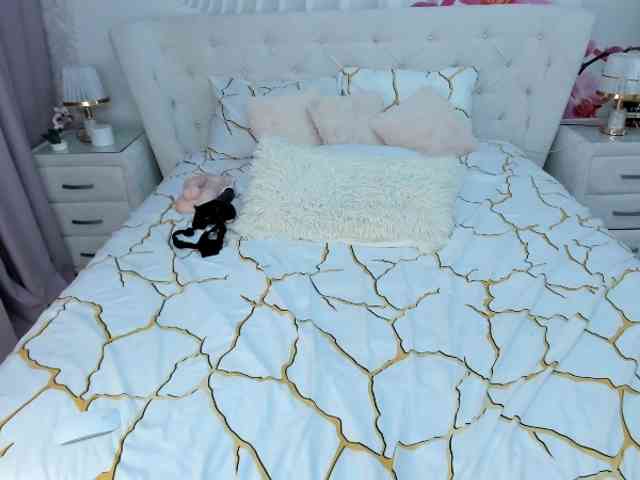 HottieSweetBritney webcam