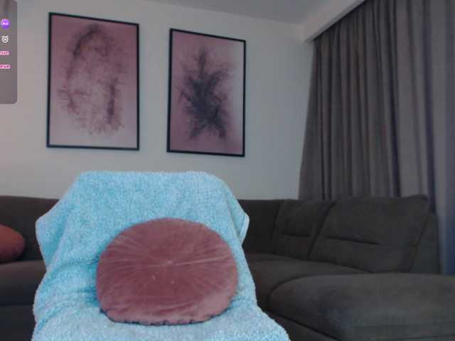 reinakylie's BongaCams show and profile