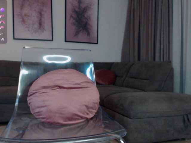 reinakylie's BongaCams show and profile