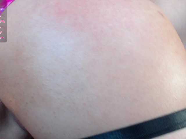 reinakylie's BongaCams show and profile