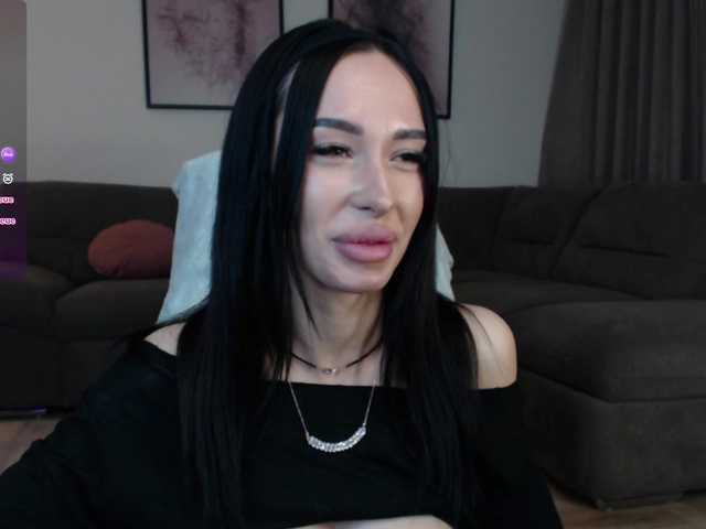 reinakylie's BongaCams show and profile