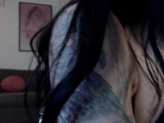 reinakylie's BongaCams show and profile