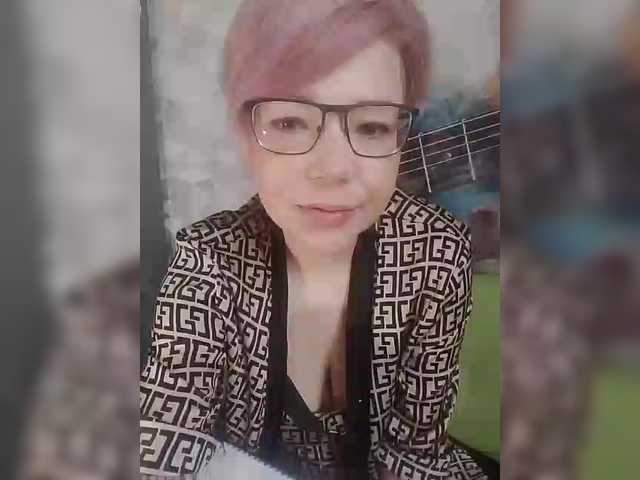 TilyTily's BongaCams show and profile