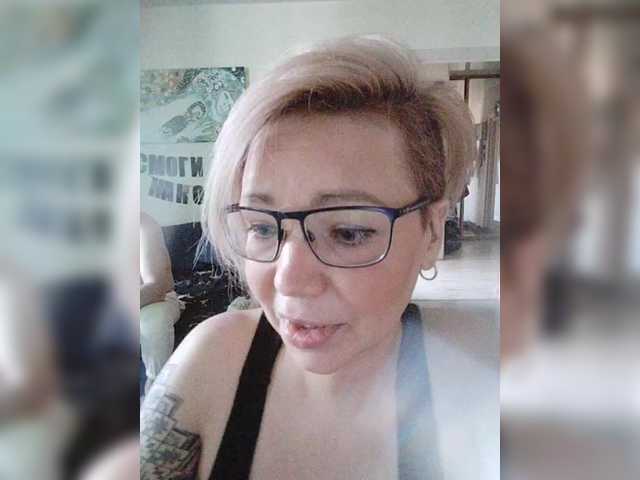 TilyTily's BongaCams show and profile