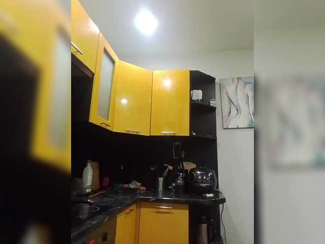 TilyTily's BongaCams show and profile