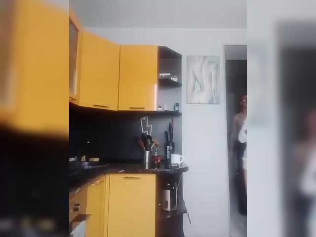 TilyTily's BongaCams show and profile