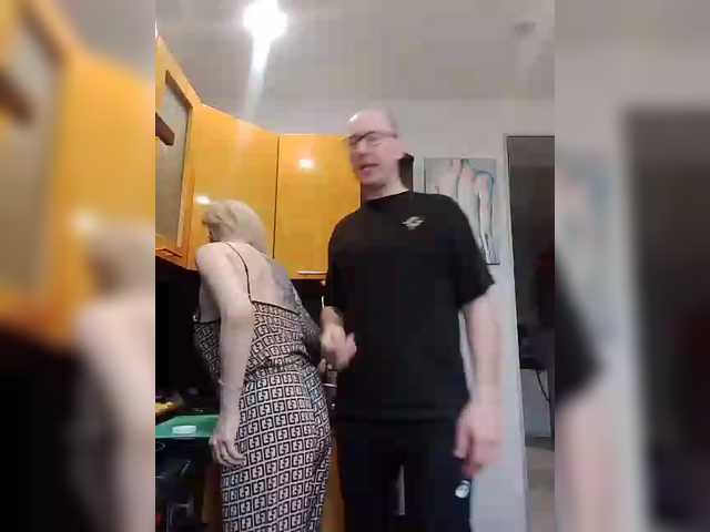 TilyTily's BongaCams show and profile