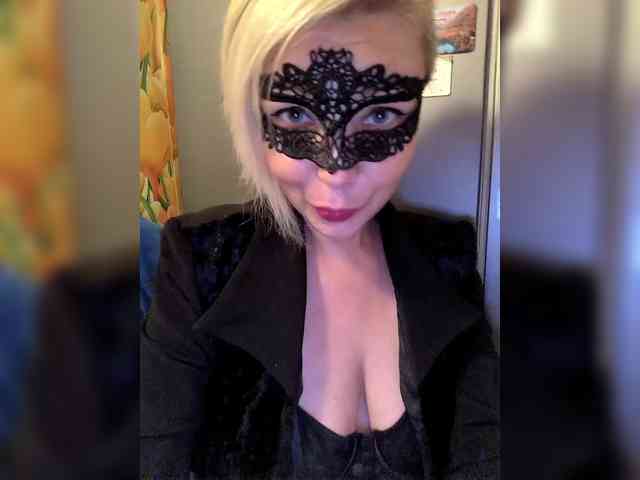 TilyTily webcam