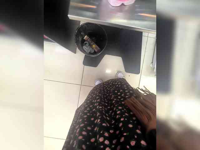 TilyTily webcam