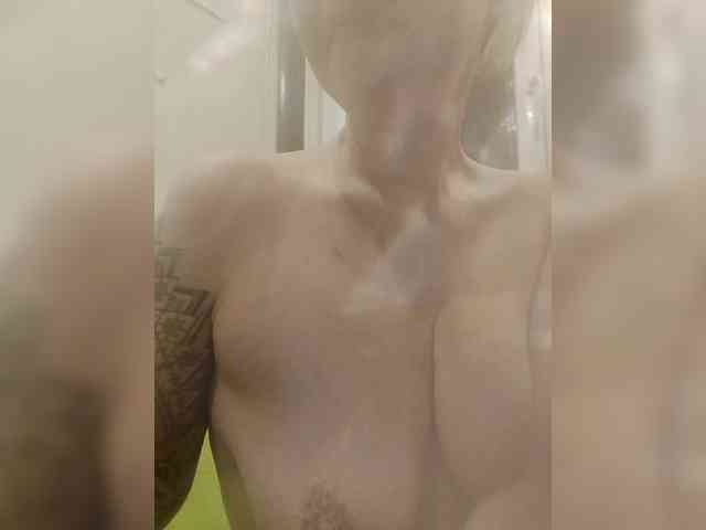 TilyTily webcam
