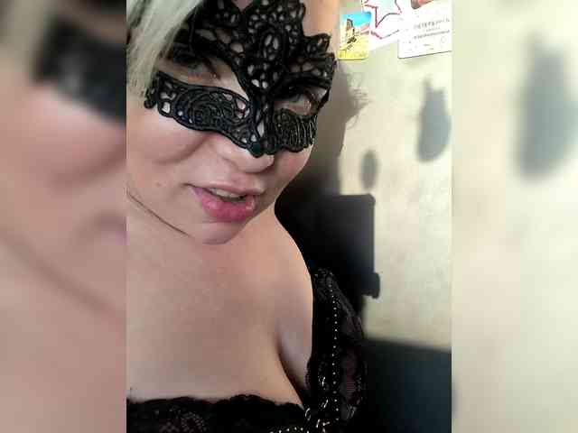 TilyTily webcam