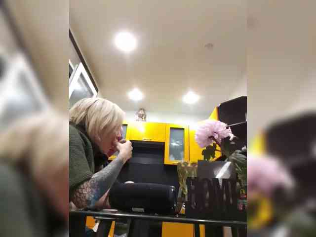 TilyTily Live Webcam on BongaCams