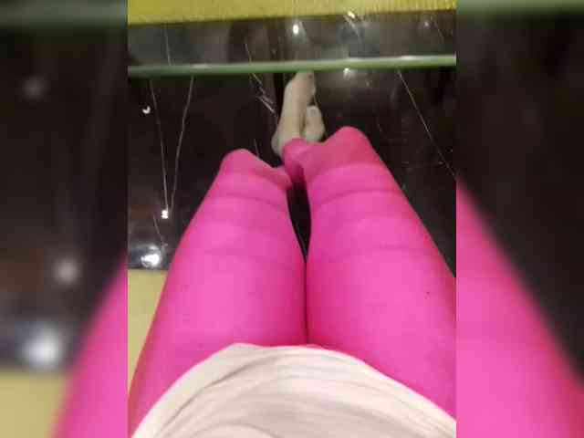 TilyTily Live Webcam on {site_name}