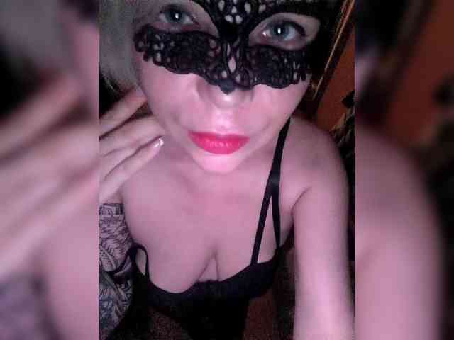 TilyTily webcam