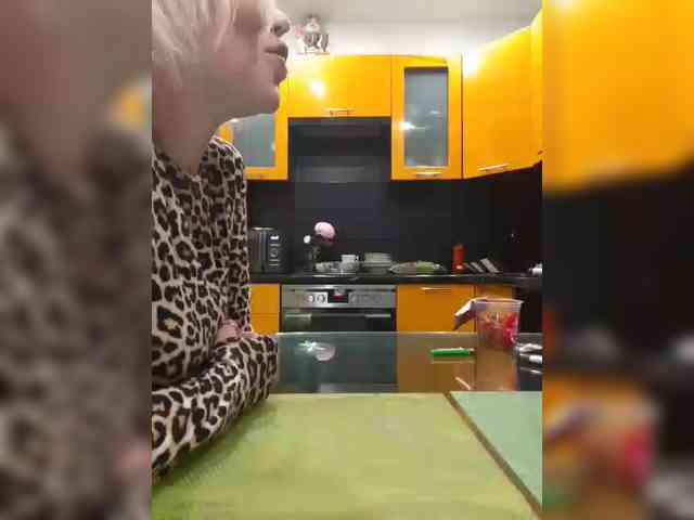 TilyTily Live Webcam on {site_name}