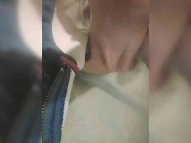 TilyTily webcam