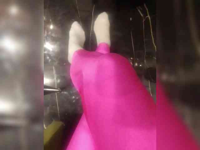 TilyTily webcam