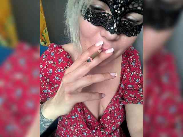 TilyTily webcam