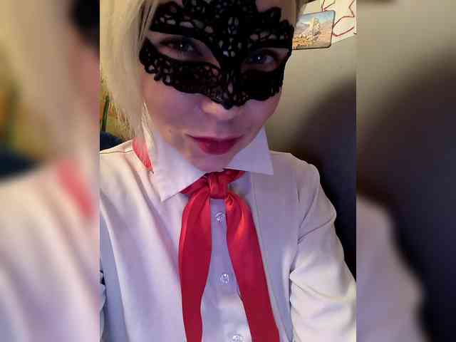 TilyTily webcam