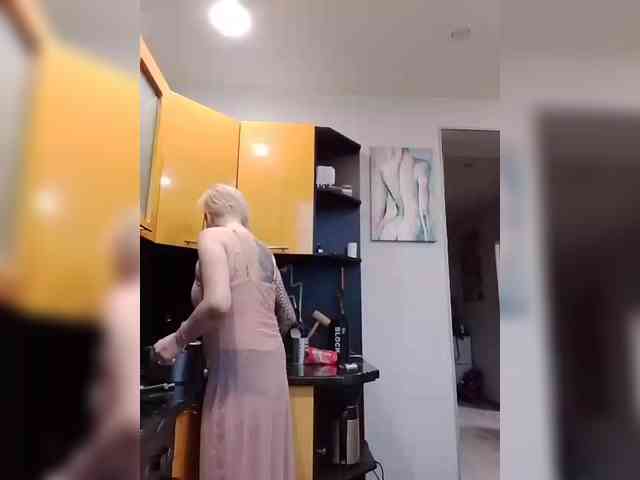 TilyTily Live Webcam on BongaCams