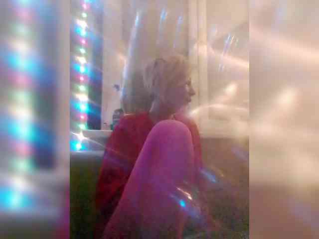 TilyTily webcam
