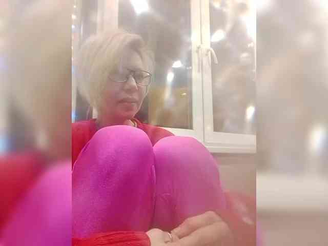 TilyTily webcam