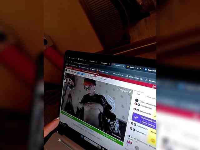 TilyTily webcam