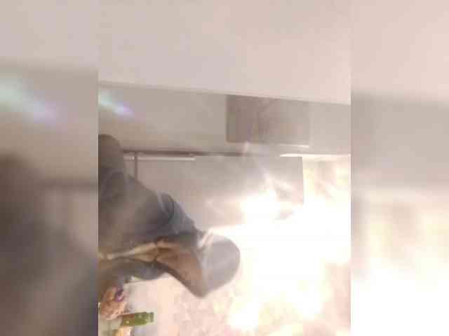 TilyTily webcam
