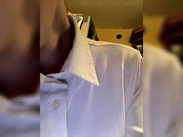 TilyTily webcam