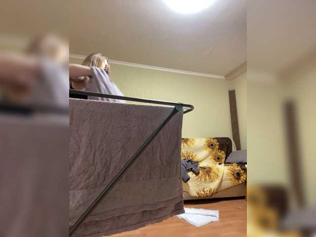 Donut-red's BongaCams show and profile