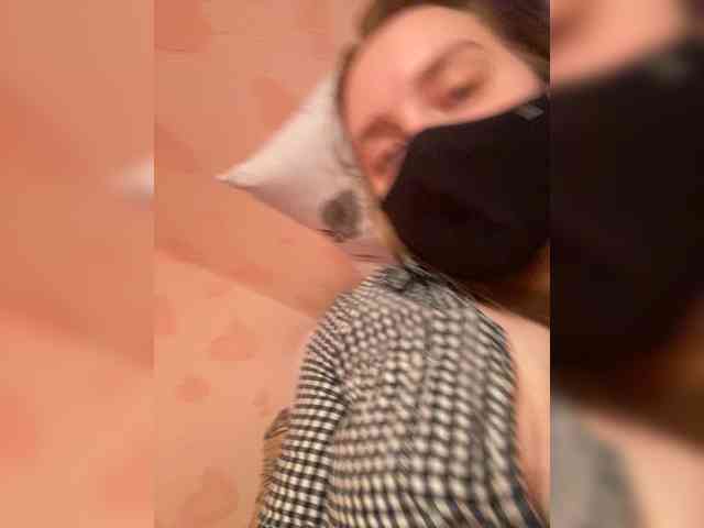 Donut-red webcam