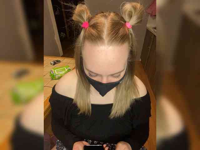 Donut-red webcam