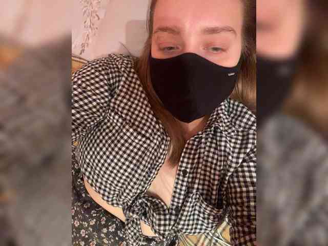 Donut-red webcam