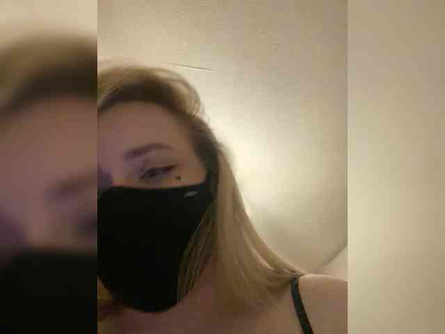 Donut-red webcam