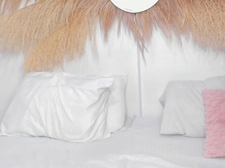 Shakebigass Porn Show