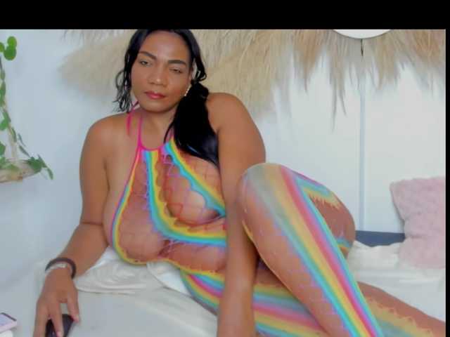 Shakebigass's BongaCams show and profile